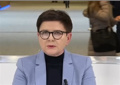 Ciągle narzeka jęczy nic mu się nie podoba Szydło uderza w Tuska