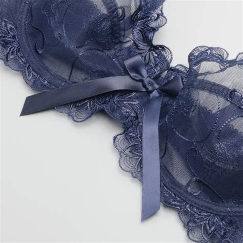 China 2 Liece Lingerie Set Sexy Lace Lingerie Bra Brief Sets China Sexy Lingeries And