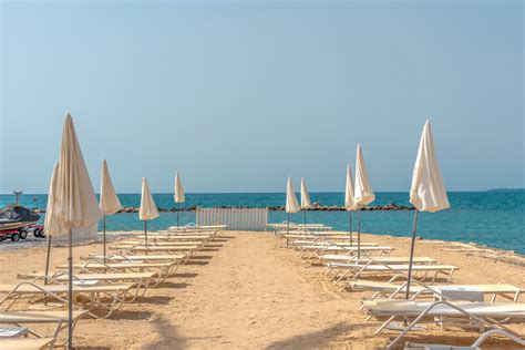 Bay Star Restaurant Beach Private Beaches Saint Laurent Du Var