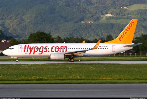 TC CPF Pegasus Boeing 737 82R WL Photo By Roland Winkler ID 385762