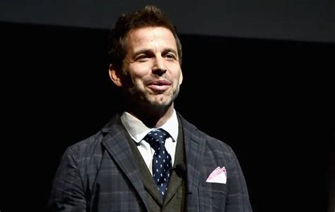 Zack Snyder a donné son accord pour réaliser le film Gears Of War du