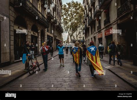 Barcelona Spain Th Nov Catalan Separatists Wearing Estelada