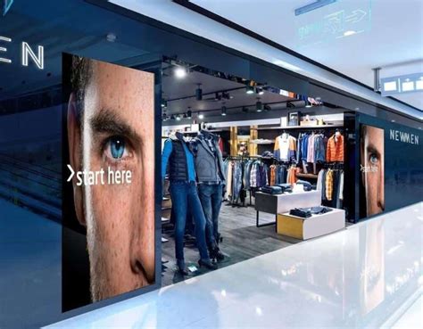 What Are Digital Signage Solutions?