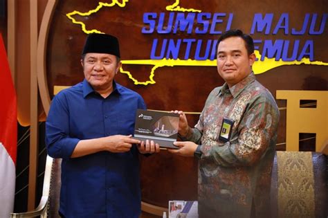 Gubernur Herman Deru GM Pertamina Internasional RU III Bahas Kesiapan