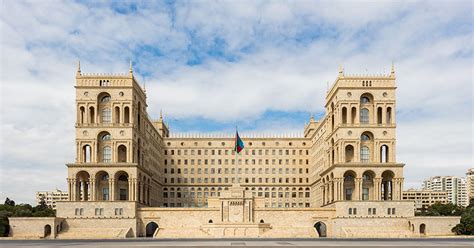 L’architettura dell’Azerbaijan: la Casa del Governo | Sinalco Group