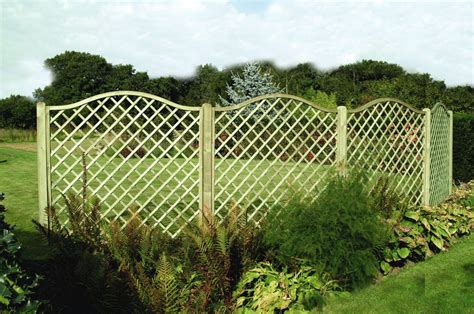 Omega Diamond Lattice Trellis Fence Panel Garden Privacy