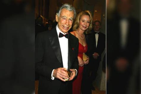 Kirk Kerkorian - Net Worth 2021, Salary, Age, Bio, Family, Career, Wiki