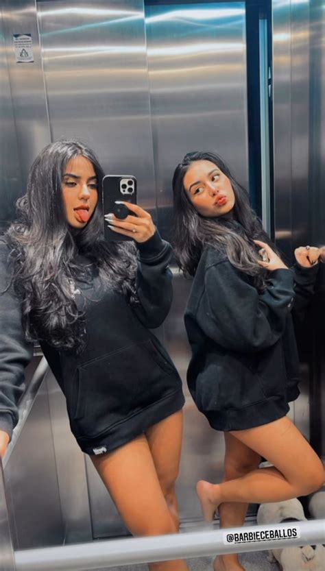 Pin By Navi On Barbara Ceballos Ig Barbieceballos In 2022 Mirror Selfie Selfie Barbara