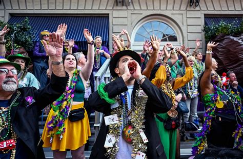 Mardi Gras Kicks Off In New Orleans Abc News