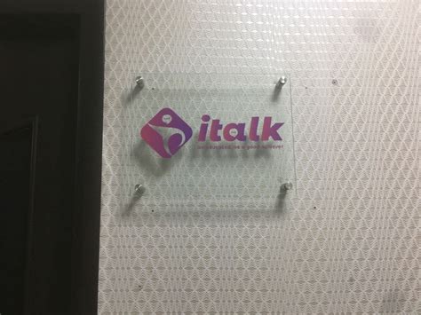 Məlumat lövhəsinin sifarişi, dizaynı və hazırlanması