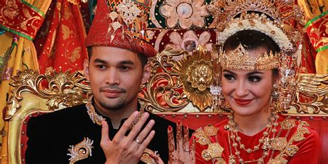 Shireen Sungkar Baru Rasakan Kemesraan Teuku Wisnu Kapanlagi