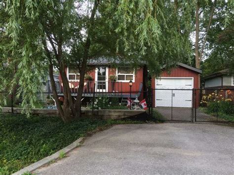 46 Farley Circle Georgina Zoloca