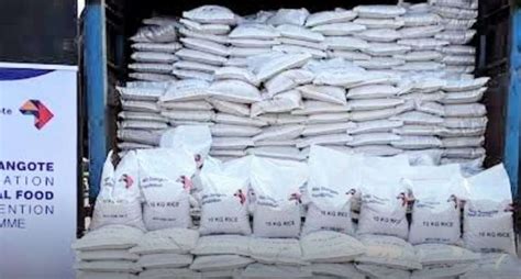 Dangote Donates Rice To Charity Groups In Abuja As Beneficiaries