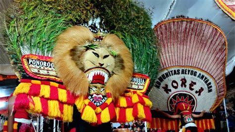 Hebat Banget Atraksi Duel Maut Pembarong Reog Ponorogo