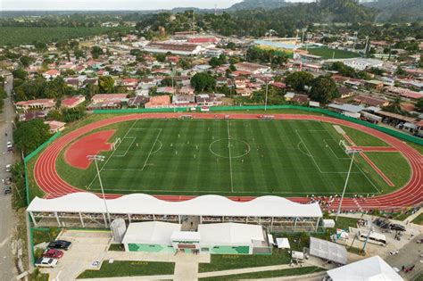 Inauguran En Bocas Del Toros Dos Estadios Con Una Inversi N De Millones