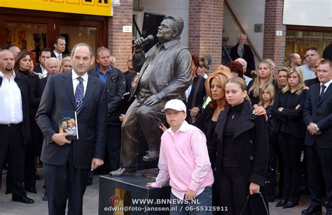 Onthulling Beeld Andre Hazes Bnnews Nl