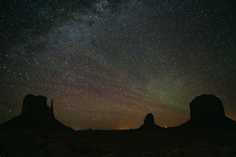 Monument Valley: Stargazing Tour | GetYourGuide