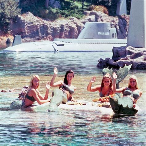 Submarine Lagoon Mermaids At Disneyland Resort History Of Mermaids