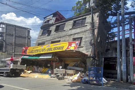 Al Menos Cuatro Muertos Y Decenas De Heridos Tras Un Potente Terremoto