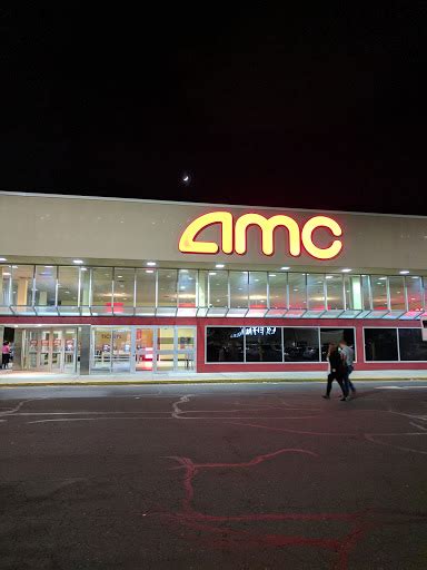 Movie Theater «AMC DINE-IN Levittown 10», reviews and photos, 3585 ...