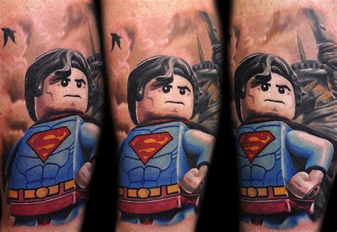 Cet Homme Réalise Dincroyables Tatouages Lego