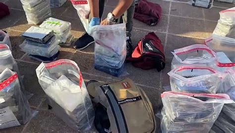 Autoridades ocupan 290 paquetes de presunta cocaína en La Romana