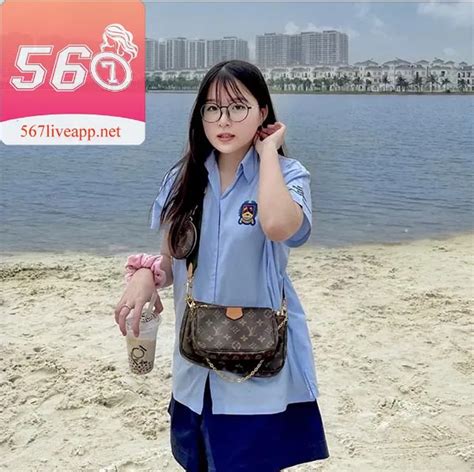 Tiktoker Chao Tung Nh Di N Bikini Ch O H