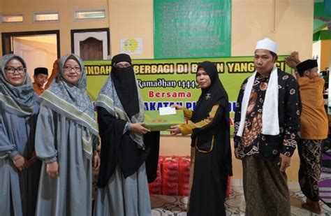 Patut Ditiru Bunda Persatuan Istri Karyawan PT KPI Gelar Bakti Sosial