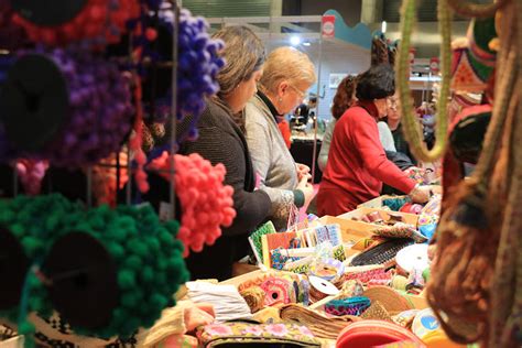 La Feria Tendencias Creativas Convierte Bec En Un Mercado De Artesan A