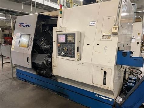 Doosan Fanuc 18i TB CNC Control 3 500 Rpm Puma TT2500SY 8 Axis