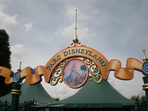 7 Must Experience Rides When you Visit Disneyland Paris