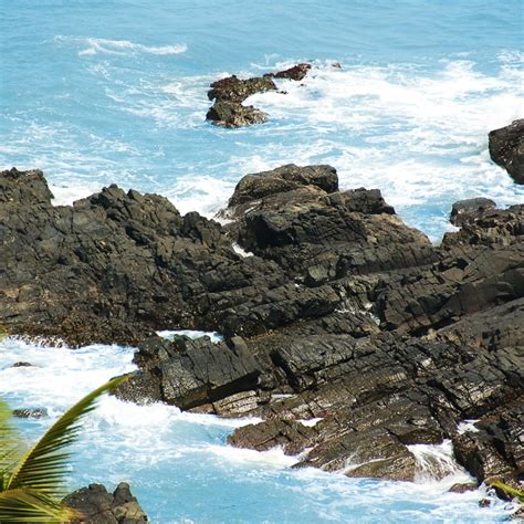 Rocky Indian Shores Beach Wallpaper Beach Wallpapers