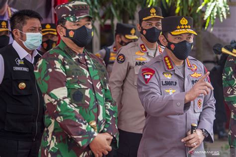 Panglima TNI Dan Kapolri Tinjau Vaksinasi COVID 19 Bagi Personelnya