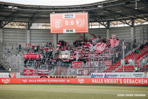 12 Hallescher FC SSV Jahn Hans Jakob Tribüne