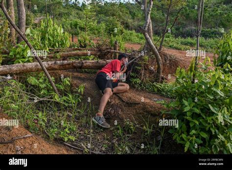 De Junio De Churachandpur Manipur India Ngaizuol A Os De