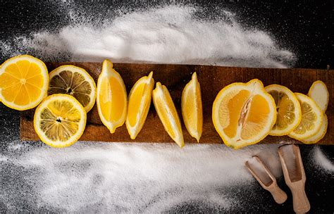 How To Make A Lemon And Baking Soda Face Mask