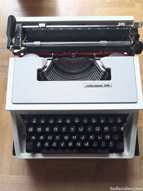 Maqúina de escribir underwood 310 en su maletín Vendido en Venta