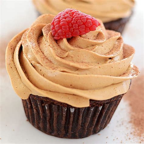 Moist Coffee Cupcakes With Coffee Buttercream Amira S Pantry