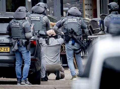 Dutch Nightclub Hostage Drama Ends Peacefully With Arrest Of Suspect The Korea Times