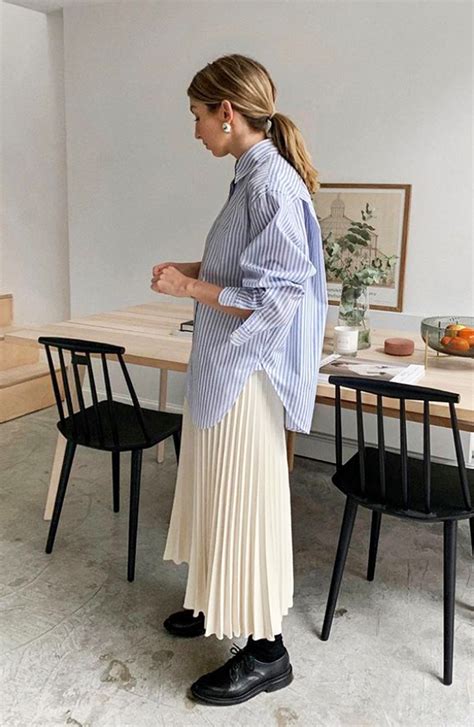 Arkets Pleated Skirt Is The Perfect Spring Buy Who What Wear Uk