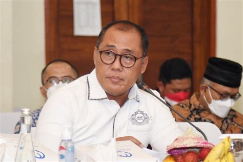 Mengenal Sosok AA Bagus Adhi Mahendra Putra Anggota Fraksi Partai