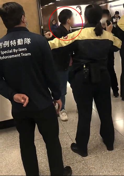 疑用長者八達通入閘斷正 短髮女大鬧長沙灣港鐵站 兇職員摸胸非禮 喪嗌：「我拍返咪得囉！」｜juicy叮 星島日報