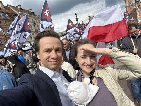 Narodowy Marsz Życia pod hasłem Niech Żyje Polska Wśród obecnych