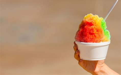 Maui Hawaii Vacation Guide | Beach Street Shave Ice