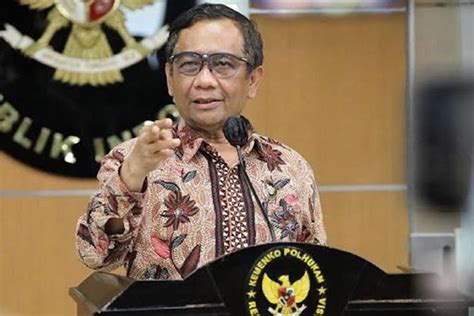 Profil Mahfud MD Yang Baru Saja Ditunjuk Megawati Jadi Cawapresnya