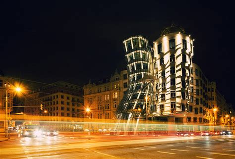 Amazing Art Finds: 5 Unique Buildings: Architecture at it's Strangest