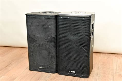 Qsc Hpr I Inch Two Way Powered Loudspeaker Pair Reverb