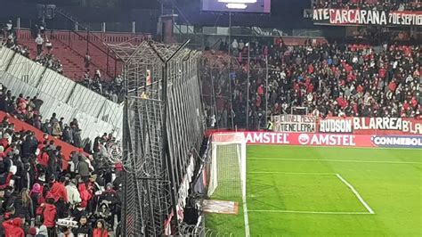 Video La Tremenda Avalancha Que Se Produjo En La Hinchada De Newell S