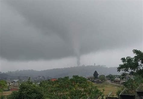 Video Tornado Saai Verwoesting In Durban Maroela Media