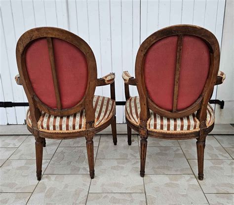 Proantic Paire De Fauteuils D Poque Louis Xvi En Bois Naturel